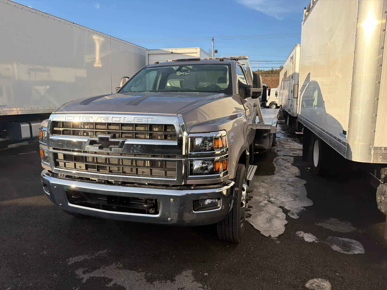 2024 Chevrolet Silverado 6500 HD